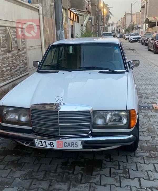 مرسيدس بنز E-Class 1982 للبيع في العراق -  بغداد